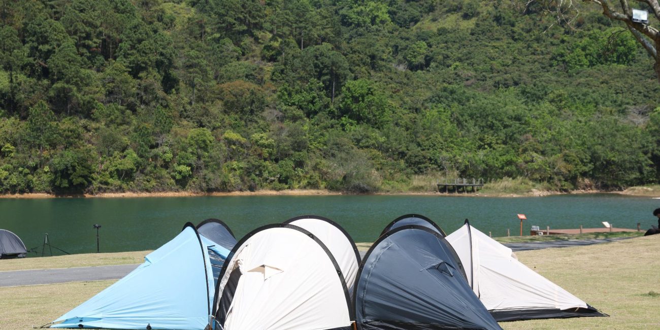 Twin-Hub Shelters: Smart Duplex Ideas for Family and Group Camping